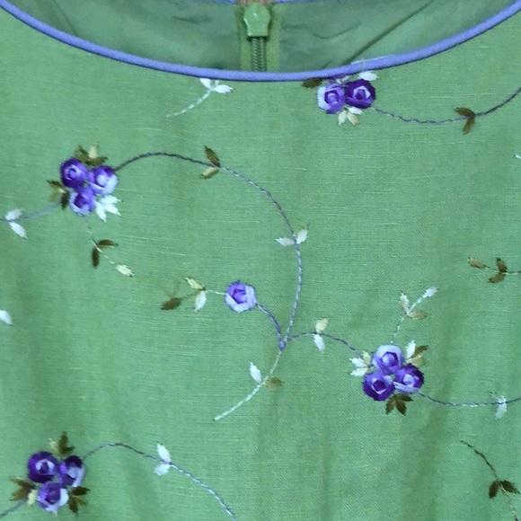 Jessica Howard Embroidered sleeveless dress! - Picture 3 of 6